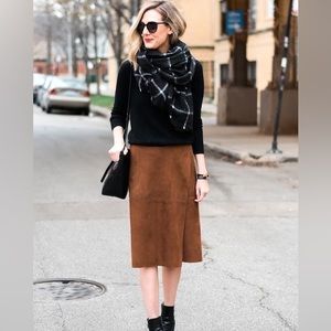 Ann Taylor NWOT Faux-Suede Mini Skirt